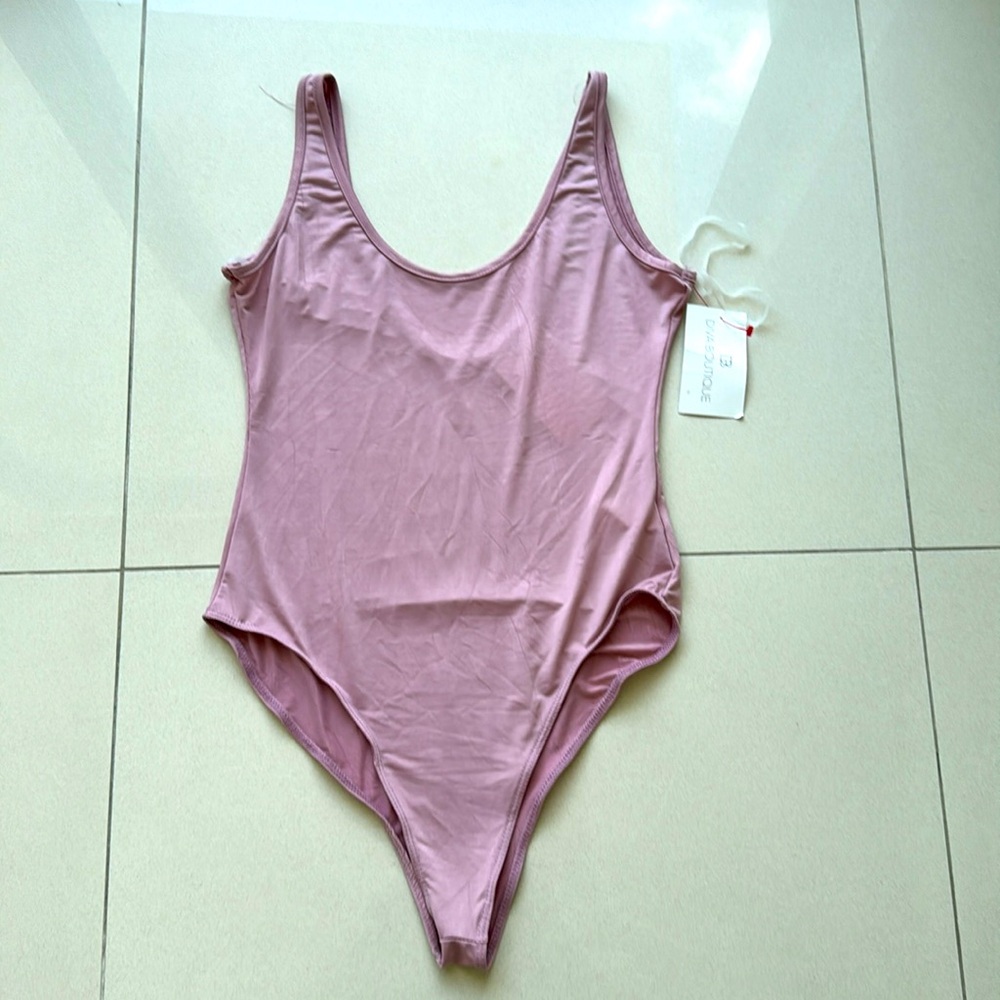 NWT Bodysuit L